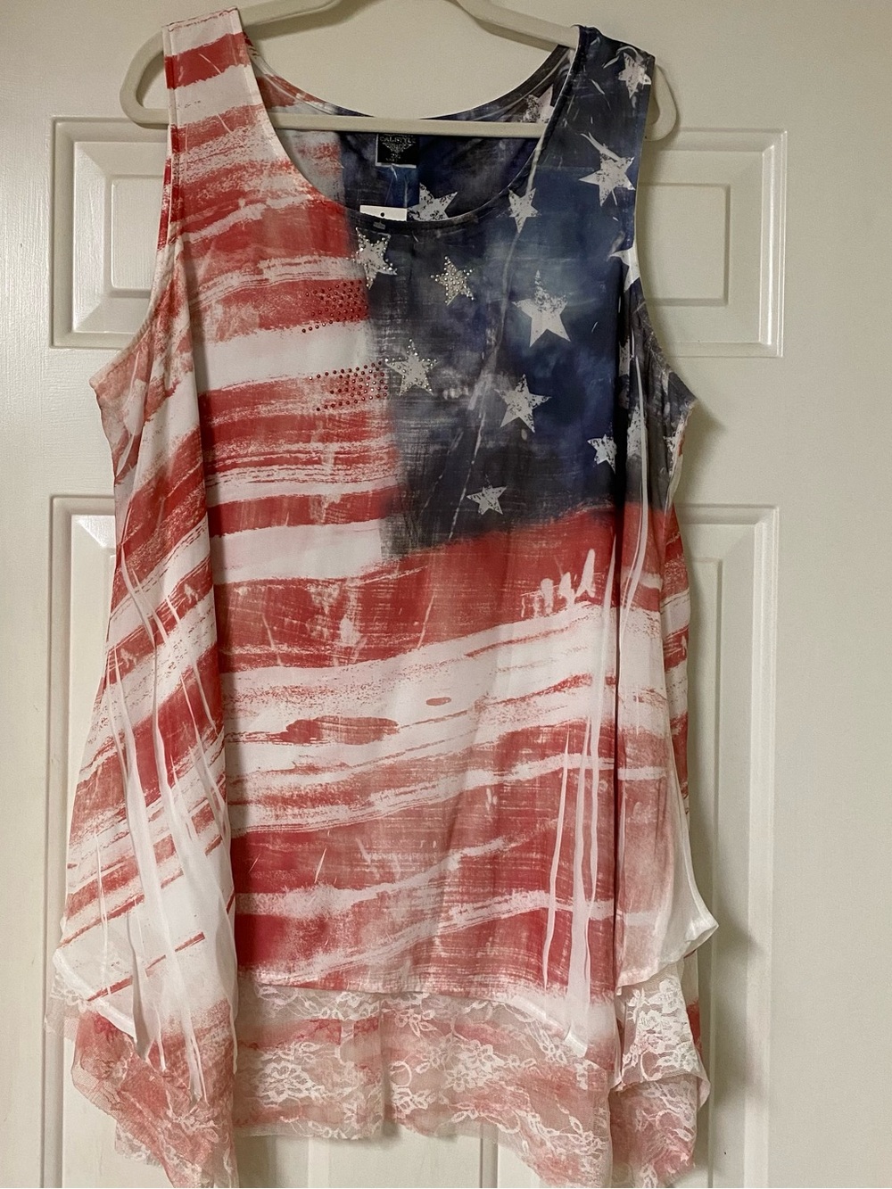 🇺🇸🇺🇸Patriotic Sleeveless Flag Print Sharkbite Women's Tank Top NWT 🇺🇸🇺🇸